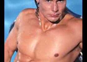 Aaron Wells