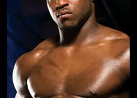 Damien Holt