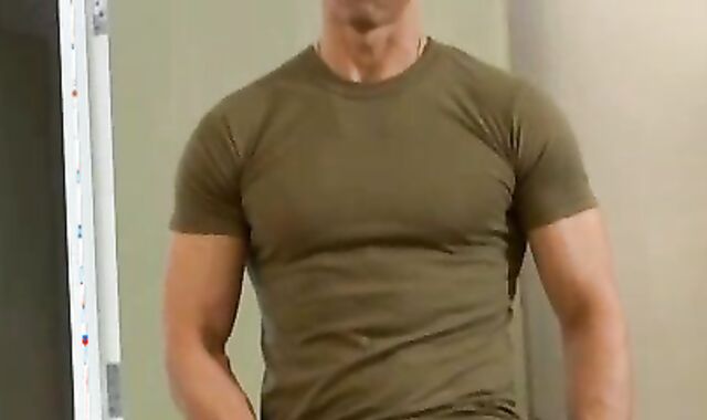 Eyeing Each Other Jerkoff