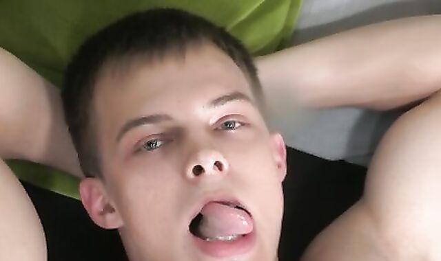 Brooks & Jayden: condom-free - rectal Romp