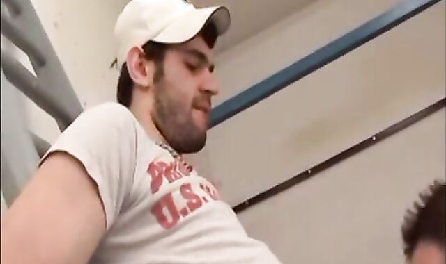 Peto Coast tearing up Rock-Hard