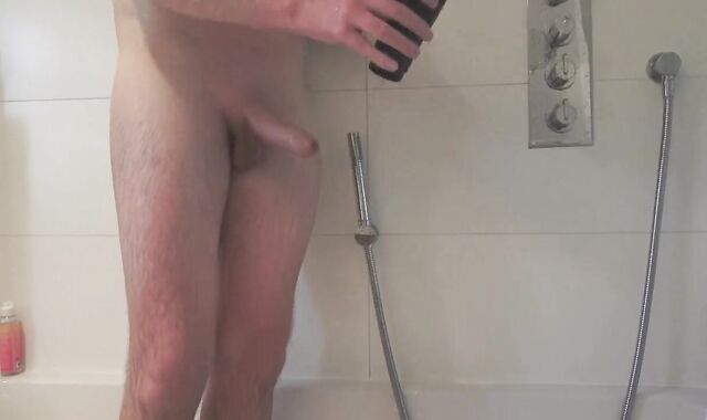 Stroking off & Pounding my Fleshlight in the Bathroom