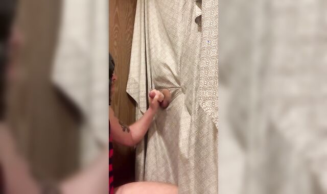 My Yam-Sized Japanese Jizz-Shotgun got Serviced thru a Gloryhole