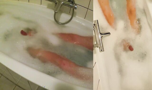 Playtime in Tub with Mesh Undergarments, Culo Have Fun and Spunk