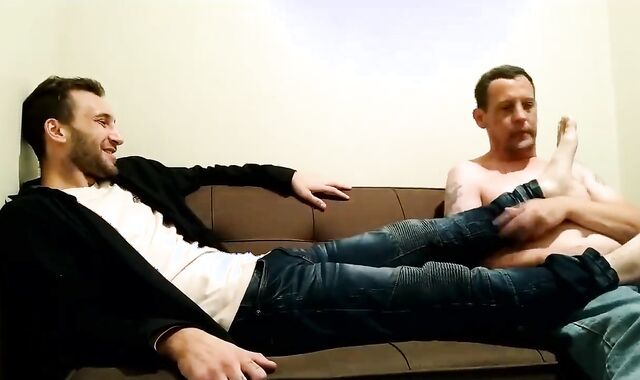 Hetero Stud Providing Foorjob