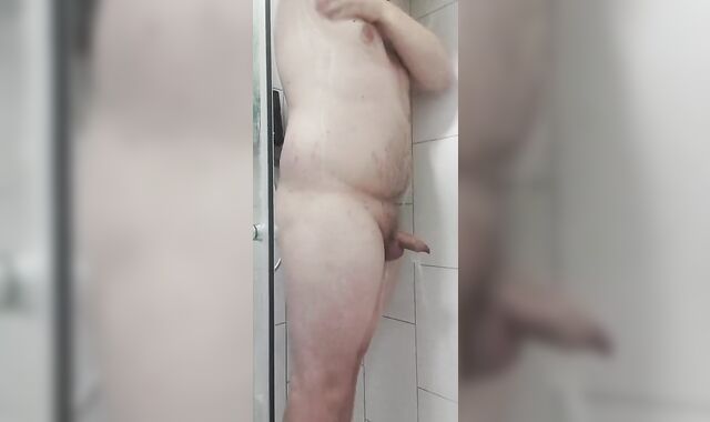 Observe me Douche after a Sweat-Soaked Gym Sesh