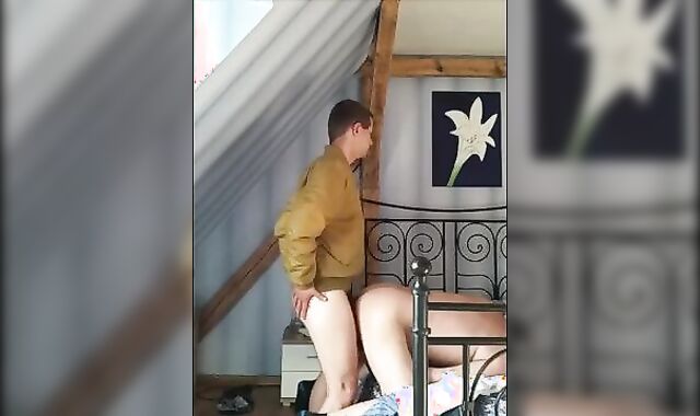 ANON004 - STR8 GUY BURSTS IN WAITING DAD