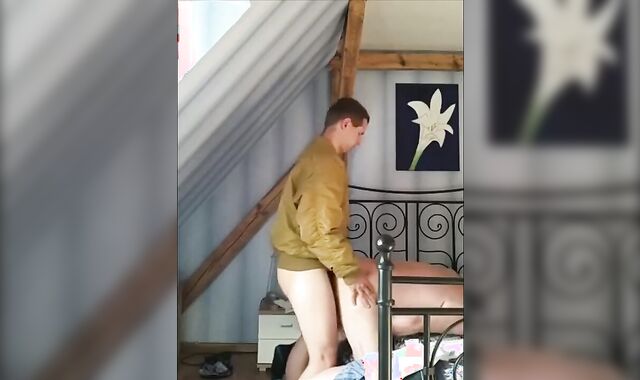 ANON004 - STR8 GUY BURSTS IN WAITING DAD