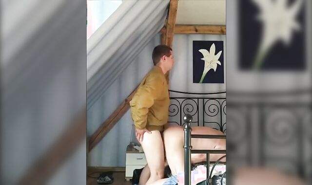 ANON004 - STR8 GUY BURSTS IN WAITING DAD