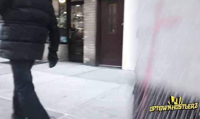 BONDAGE MASK DOMINICAN SAGGERS