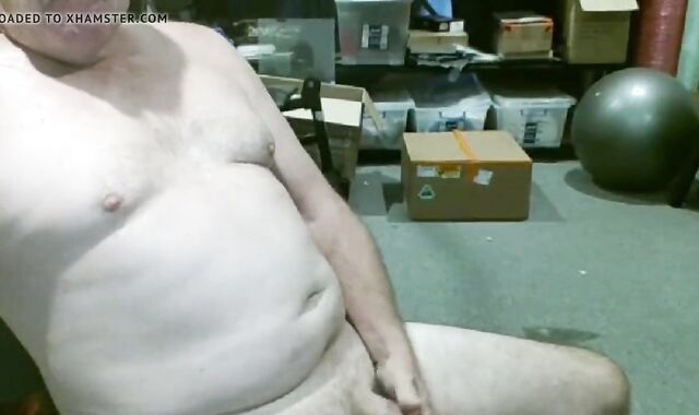 Australian Granddad Finishes Off