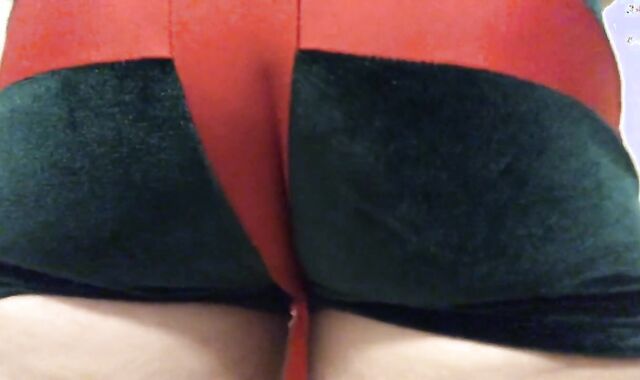 Guy has Joy in X-Mas Guy Undergarments & Manstick Have Fun