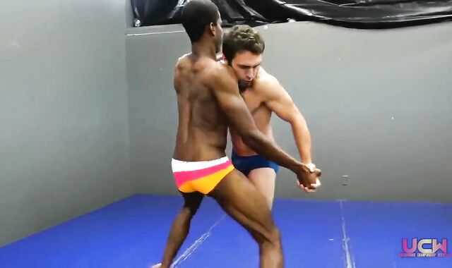 Ucw - Tyson vs Reno