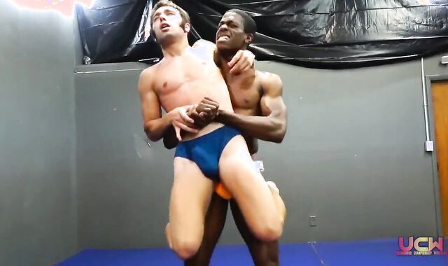 Ucw - Tyson vs Reno