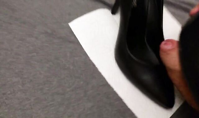 Joy with Sister-In-Law's Ebony High-Heeled Slippers, after fresh Yr Soiree (Jizz)