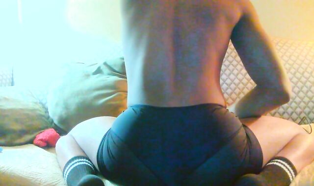 Monstrous Bum Slender Mid-Body