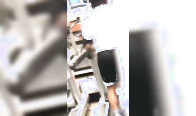 Cake M!x college-aged