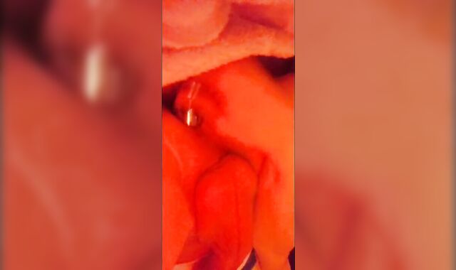 Youngster Jonnie Strokes and Jizzes