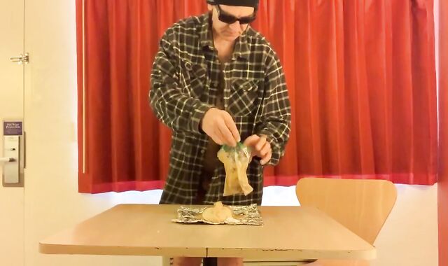 Bruce's Fuckin' Food Reviews 12- "aussie Gordon Ramsay"