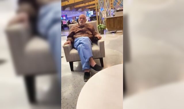 PC’d at Casino so I let Security up Mini-Skirt before Shooting Mysf