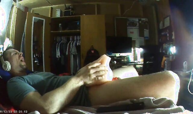 PoundingToy Pt.trio (Strong Cum-Shot Concluding)