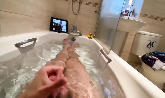 Fap whilst Observing Pornography