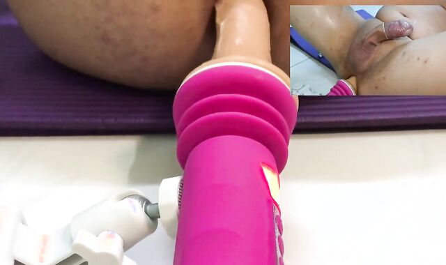 Very First 20 Mins Buttfuck Penetrate with Machine