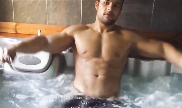 Steamy Fighter Raul Jacuzzi Flexing