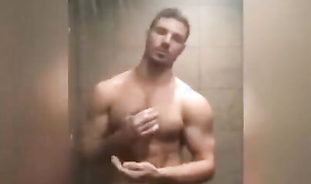 HANDSOME DMITRY AVERYANOV 5P