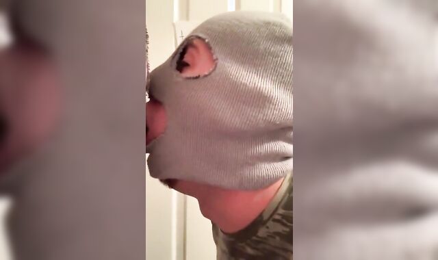 Normal Bbc_giver26 Stops by his Favourite Gloryhole to get some Hatch