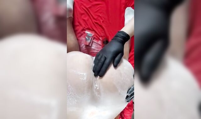 First-Ever Time LEAKING PRECUM during Bum Waxing Arse Rubdown