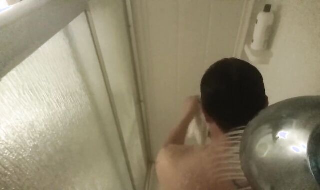 Covert Web Cam in Bathroom Caught Gay-For-Pay Roomy in for his Morning Jerk