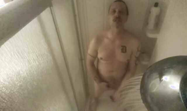 Covert Web Cam in Bathroom Caught Gay-For-Pay Roomy in for his Morning Jerk