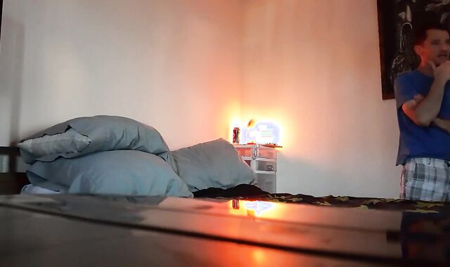 HETEROSEXUAL UPS DRIVER ROMPS ME ON COVERT CAMERA