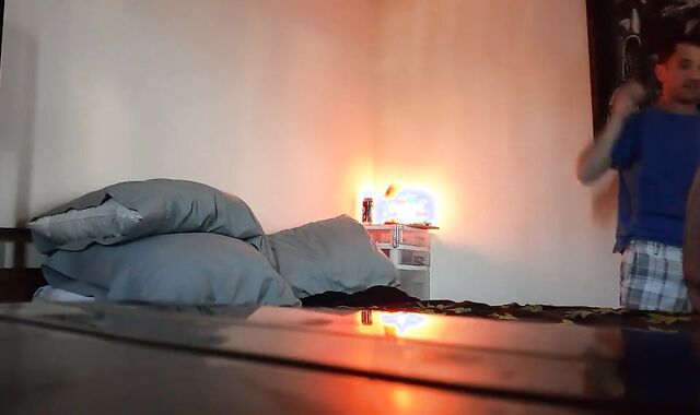 HETEROSEXUAL UPS DRIVER ROMPS ME ON COVERT CAMERA