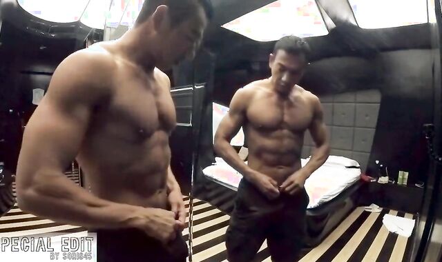 Top GV Ryuji Wanks off himself