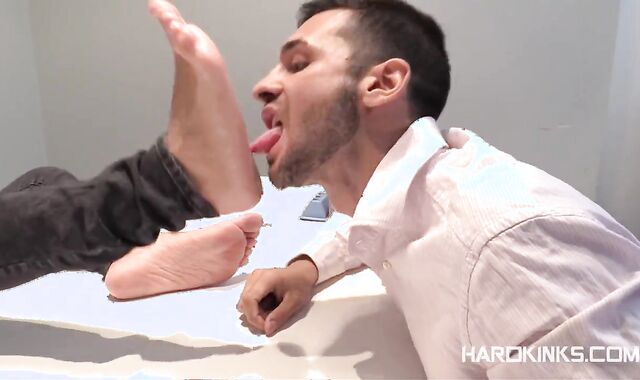 СЕКСУАЛЬНЫЕ ДОМОГАТЕЛЬСТВА