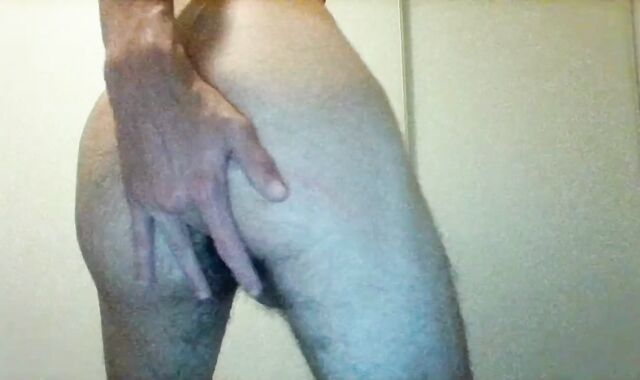 Steaming Wooly Aussie Fellow Milks and Thumbs Backside