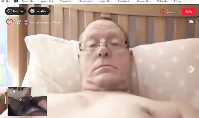 Hit and Welcomes from around the World