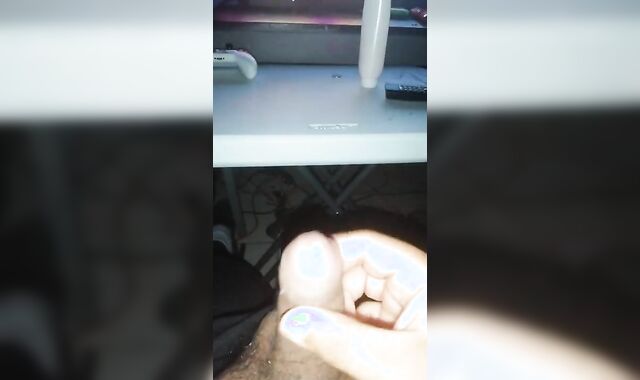 Fap off with Lara Croft