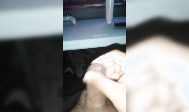 Fap off with Lara Croft