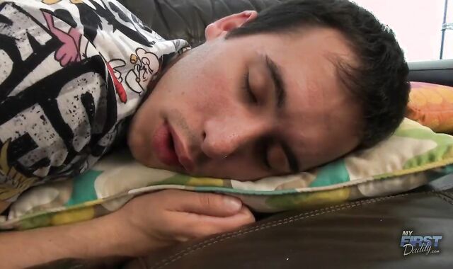 An Entrepreneur bonks His parent's ally