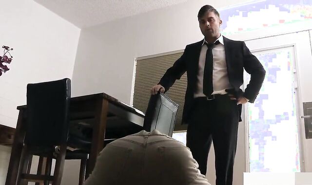 father Trains His Lil' Pig Sonny A huge Lesson