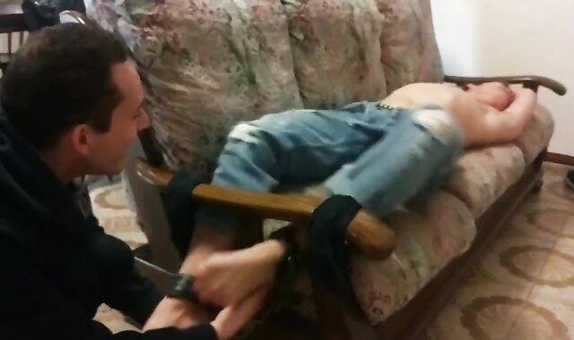 naughty faggot Kittling!!