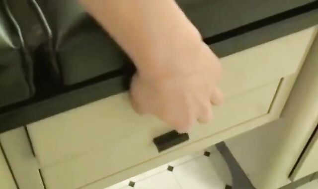 Daddy And Son-In-Law Share A Bathroom And greater amount Just Like father Times