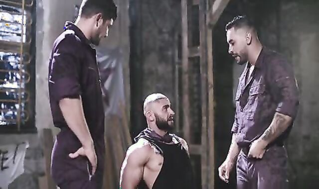 homo Latino hook-up Dicksucking men