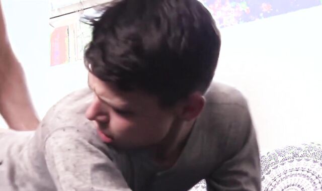 dad romps Junior And discharges Inwards