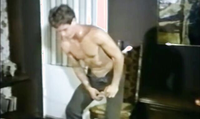 huge Stepbro Is Eyeing u (1981) NOVA Brief