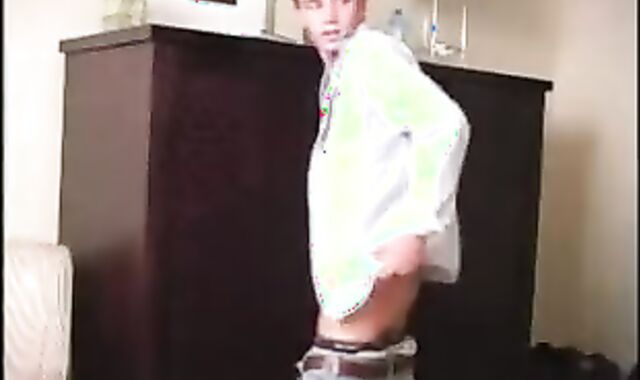 str8 Kid Does homo Photoshoot