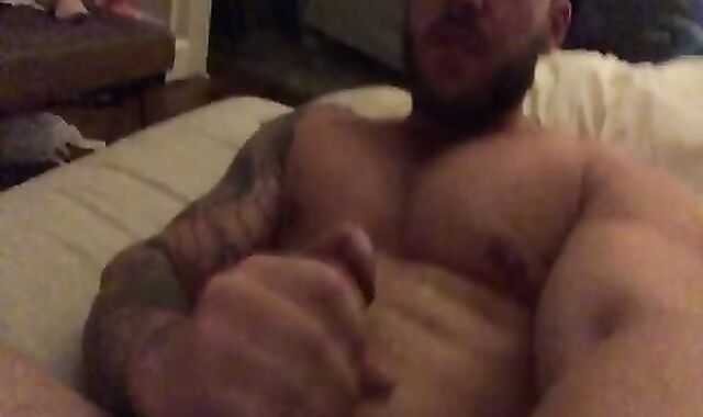 Matthwe Camp enormous ten-Pounder